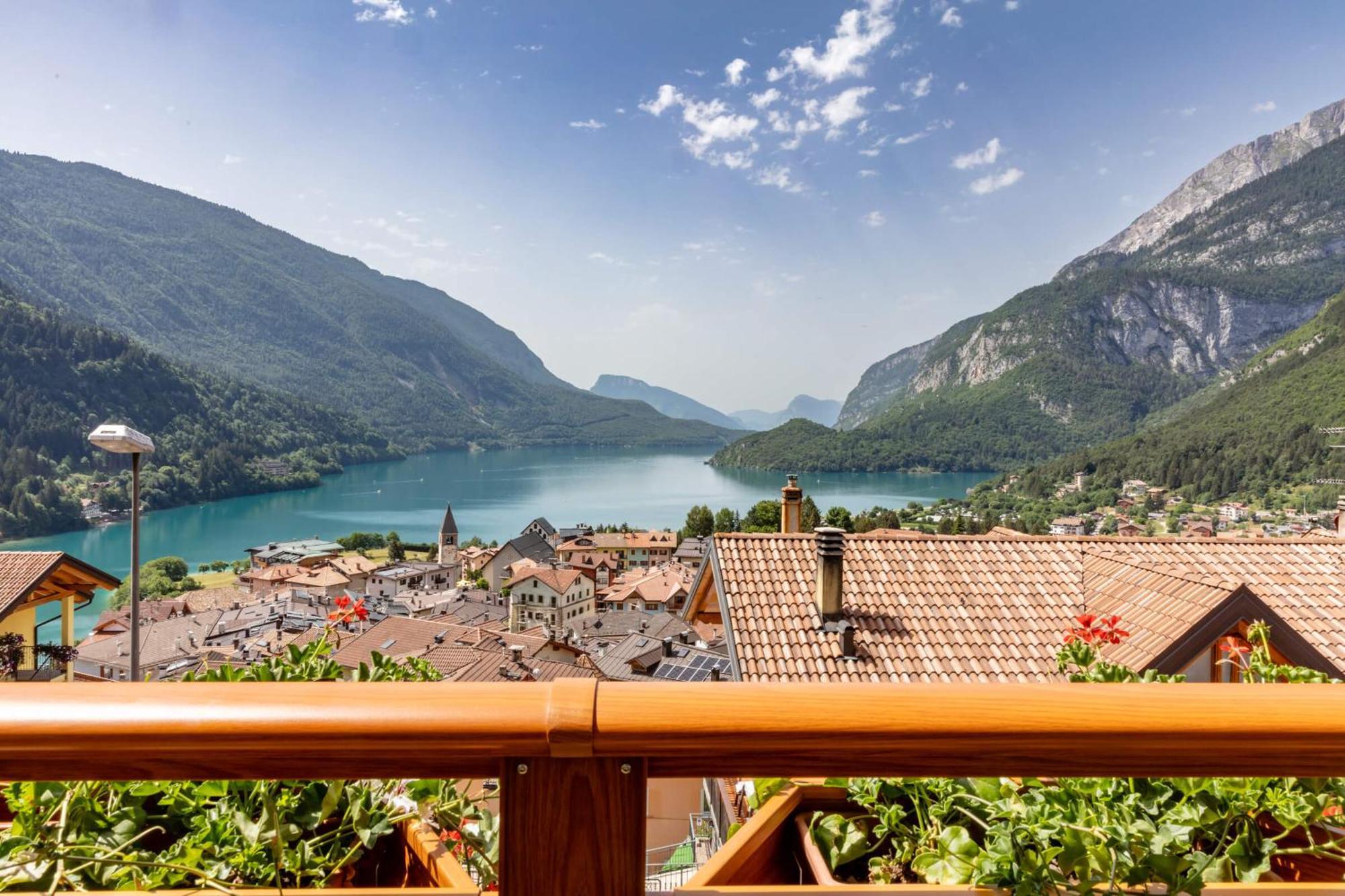 Hotel Lory - Molveno - Dolomiti Eksteriør bilde